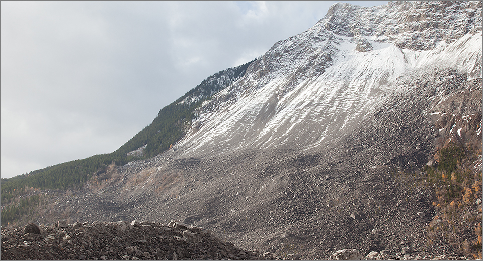 Turtle Mountain and Frank Slide - 2016 Repeat Photo (click image for larger view comparing 1939 & 2016 images)