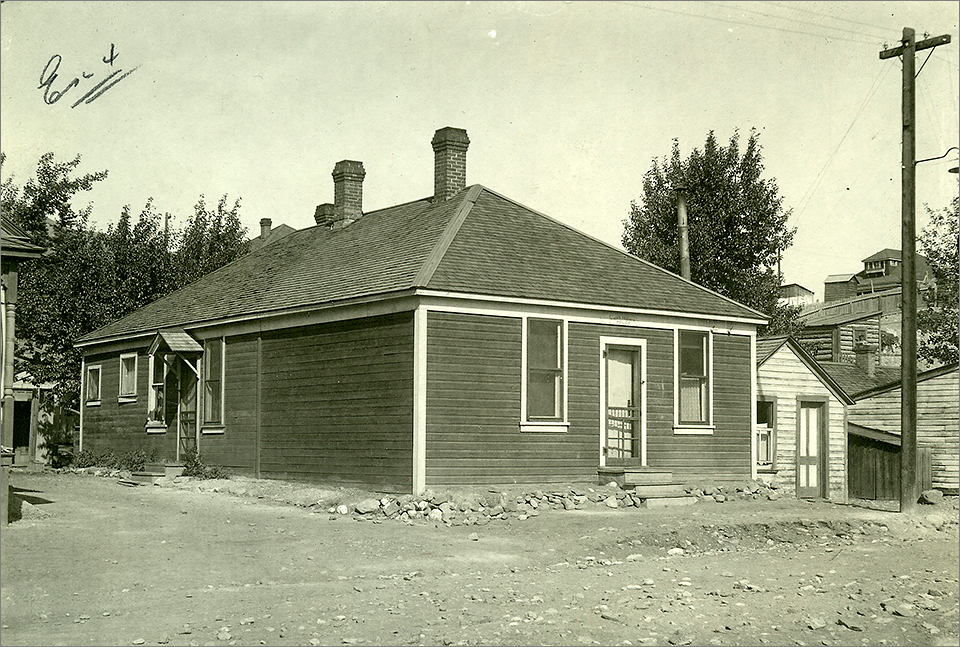 APP Barracks - Coleman, Alberta