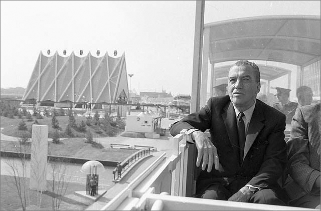 Ed Sullivan enjoying Expo 67