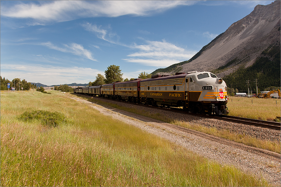 CP Canada 150 Train